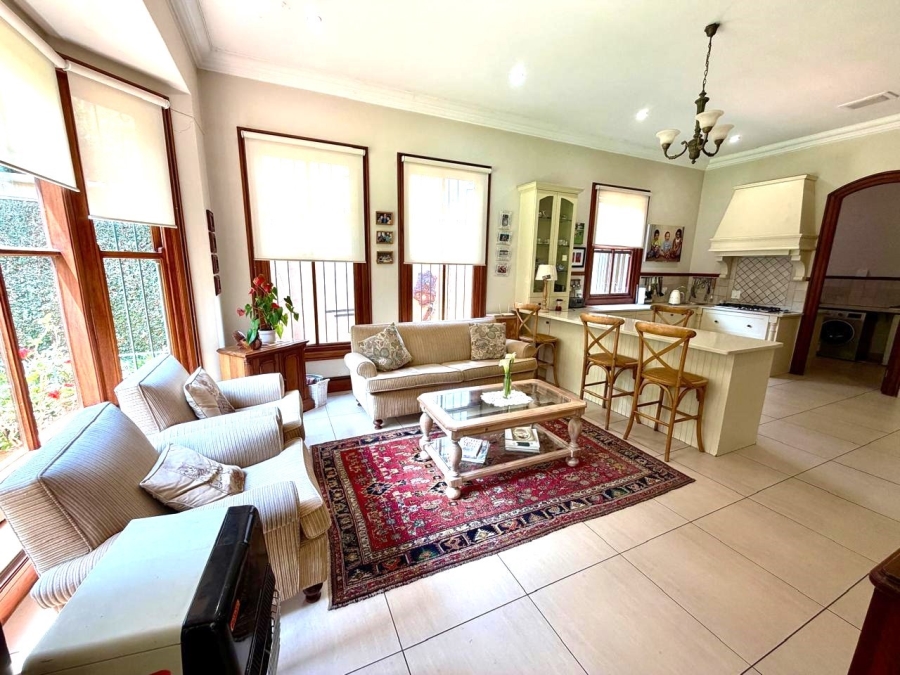 4 Bedroom Property for Sale in Faerie Glen Gauteng