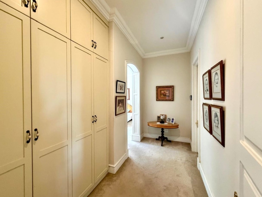 4 Bedroom Property for Sale in Faerie Glen Gauteng