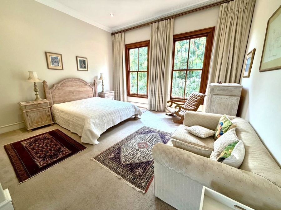 4 Bedroom Property for Sale in Faerie Glen Gauteng