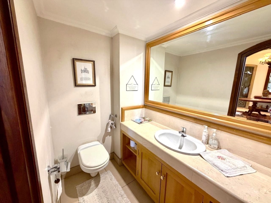 4 Bedroom Property for Sale in Faerie Glen Gauteng