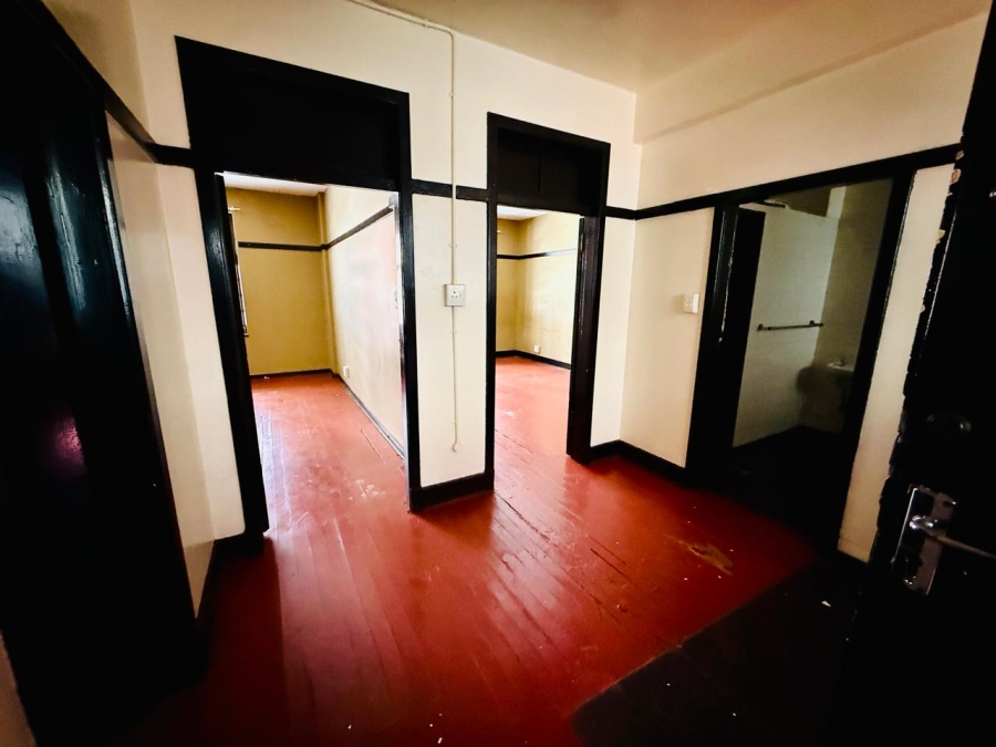 To Let 2 Bedroom Property for Rent in Hillbrow Gauteng