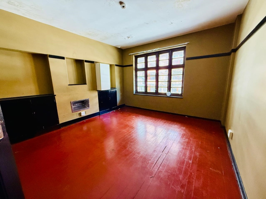To Let 2 Bedroom Property for Rent in Hillbrow Gauteng