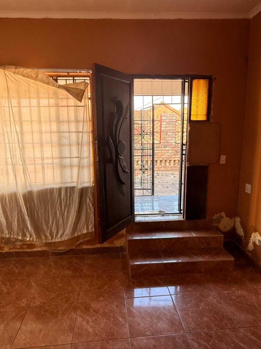 3 Bedroom Property for Sale in Soshanguve JJ Gauteng