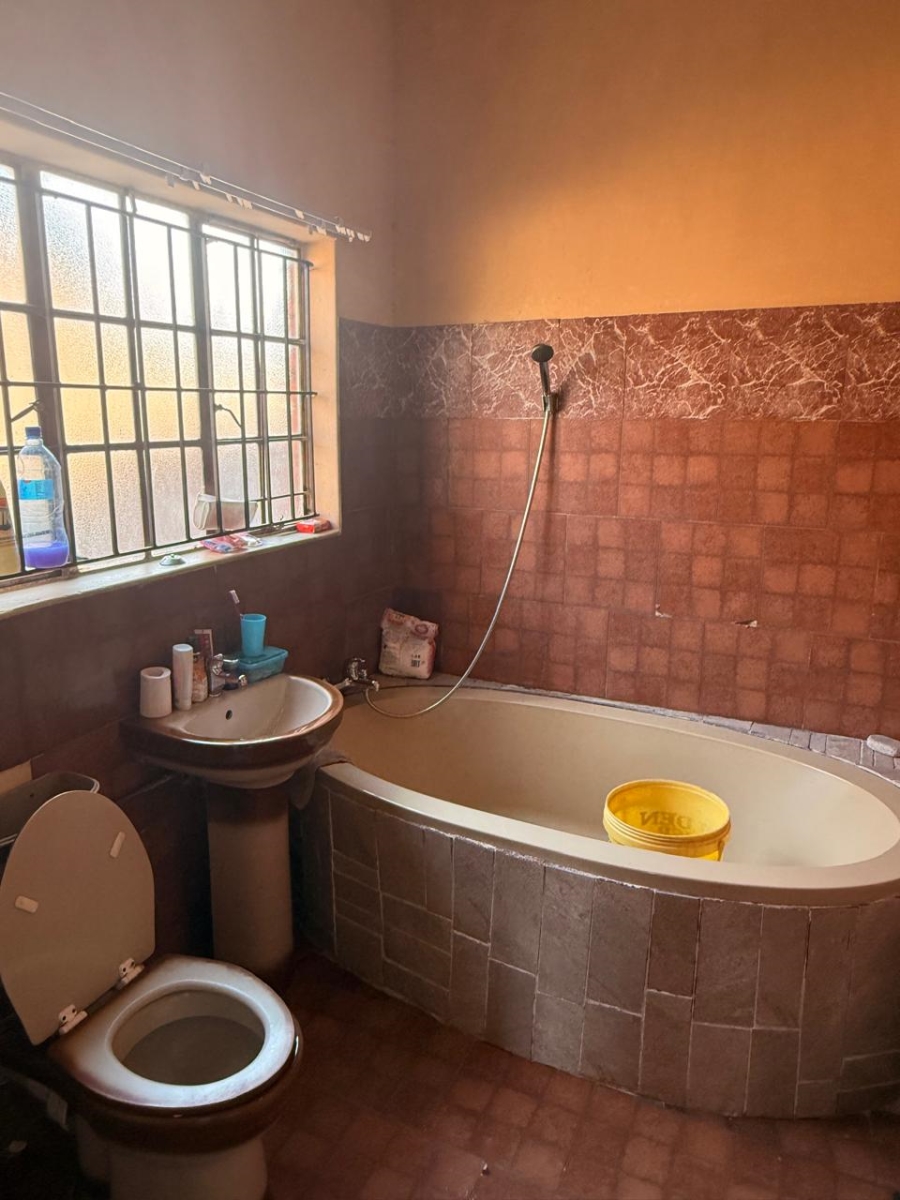 3 Bedroom Property for Sale in Soshanguve JJ Gauteng