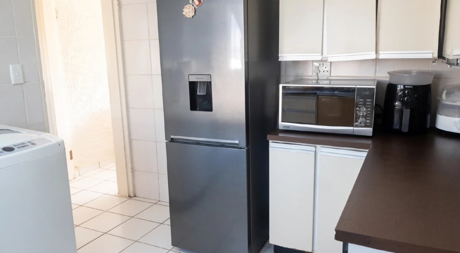 2 Bedroom Property for Sale in Townsview Gauteng