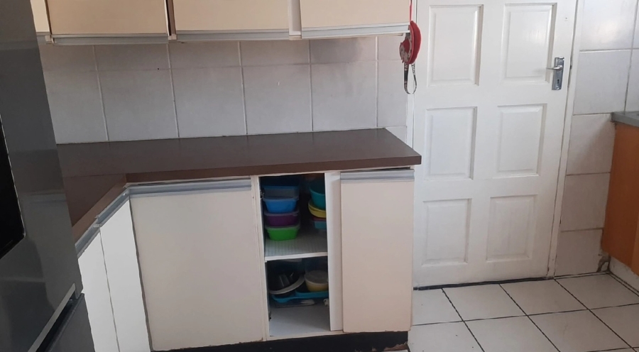 2 Bedroom Property for Sale in Townsview Gauteng