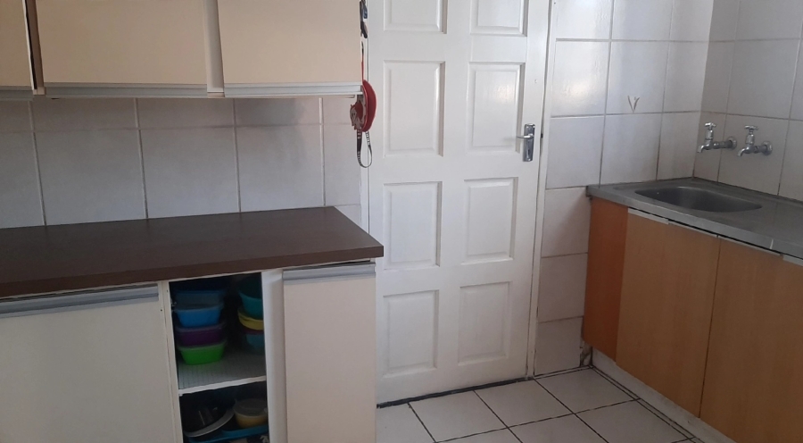 2 Bedroom Property for Sale in Townsview Gauteng