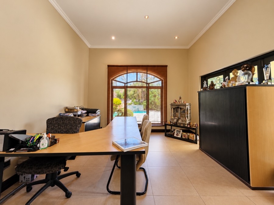 3 Bedroom Property for Sale in Glenvista Gauteng