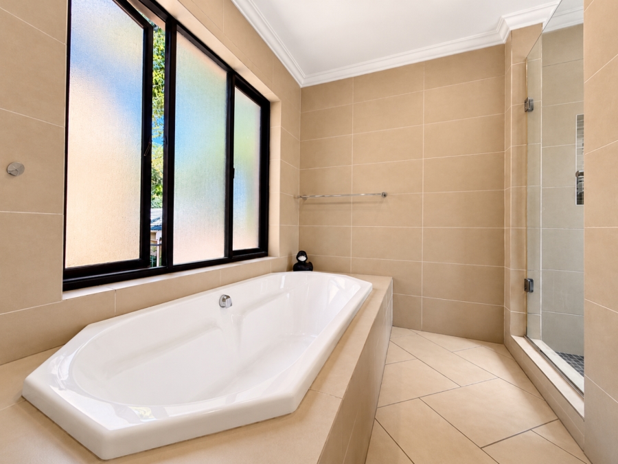 3 Bedroom Property for Sale in Glenvista Gauteng