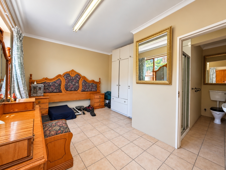 3 Bedroom Property for Sale in Glenvista Gauteng