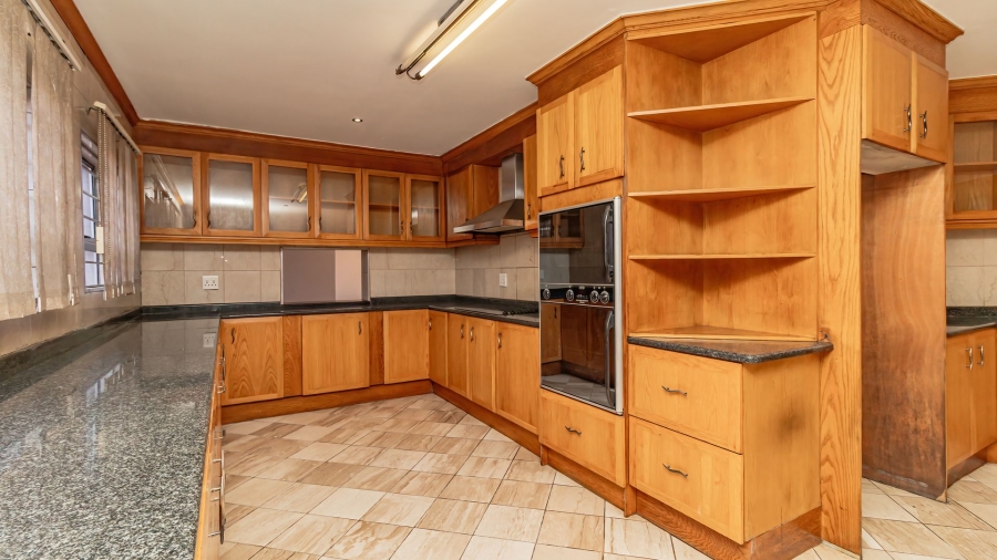 6 Bedroom Property for Sale in Rynsoord Gauteng