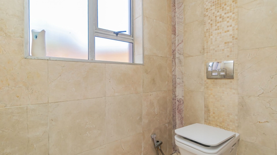 6 Bedroom Property for Sale in Rynsoord Gauteng