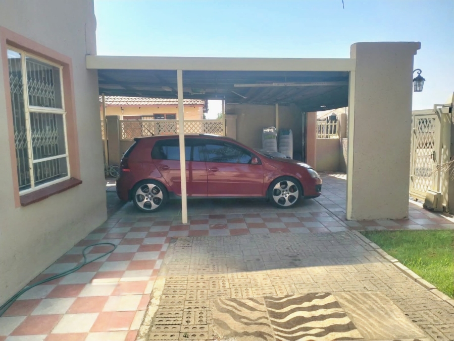 3 Bedroom Property for Sale in Danville Gauteng