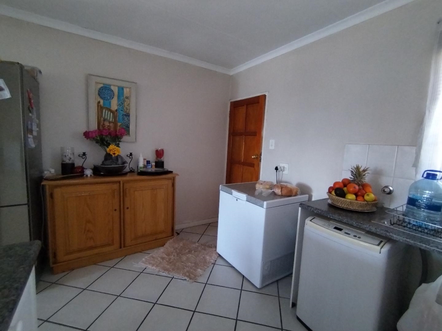 To Let 2 Bedroom Property for Rent in Rooihuiskraal North Gauteng
