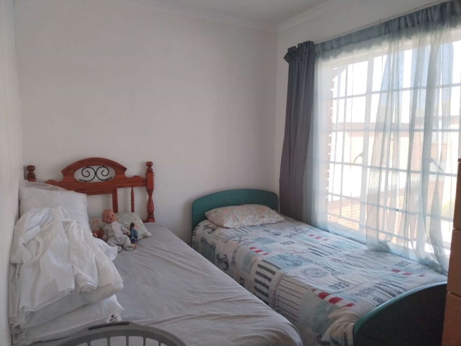 To Let 2 Bedroom Property for Rent in Rooihuiskraal North Gauteng