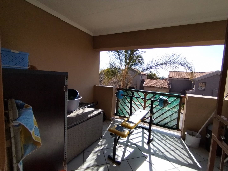 To Let 2 Bedroom Property for Rent in Rooihuiskraal North Gauteng