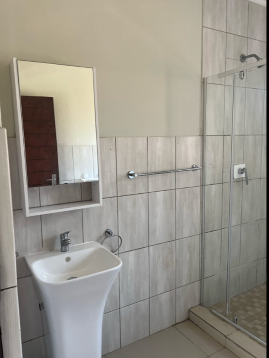 3 Bedroom Property for Sale in Clayville Gauteng