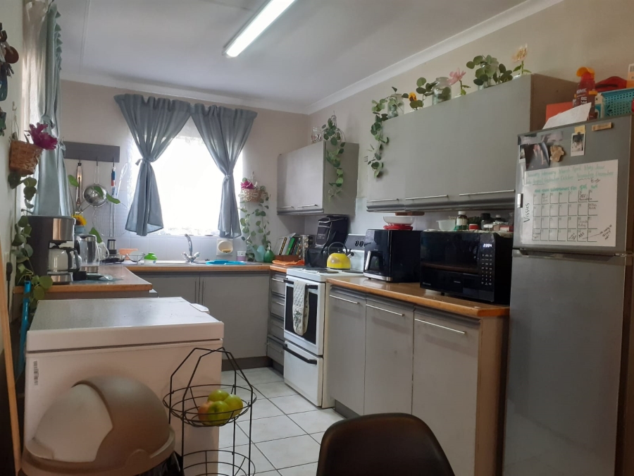 2 Bedroom Property for Sale in Albertsdal Gauteng