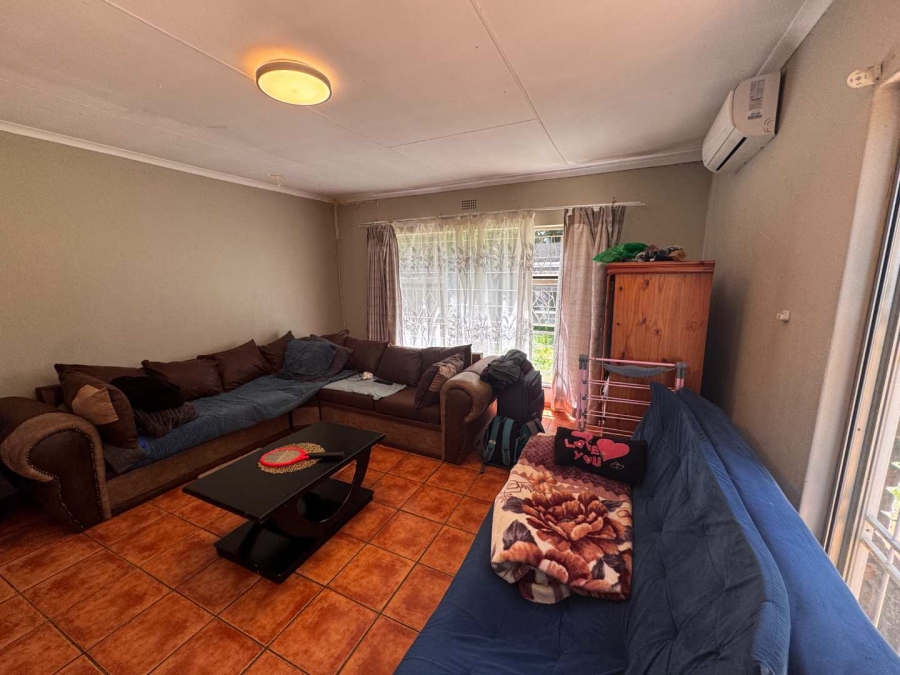 3 Bedroom Property for Sale in Verwoerdpark Gauteng