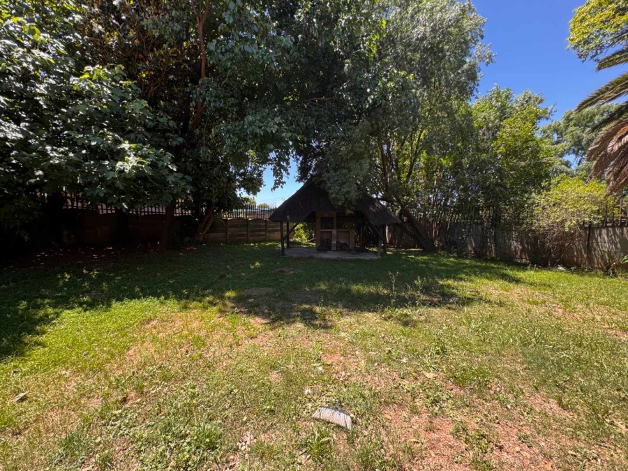 3 Bedroom Property for Sale in Verwoerdpark Gauteng