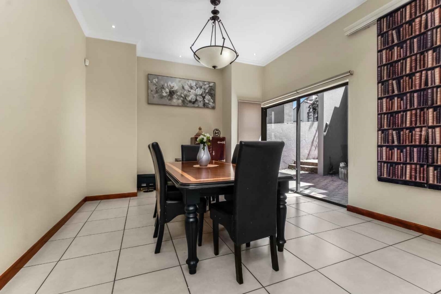 4 Bedroom Property for Sale in Northcliff Gauteng