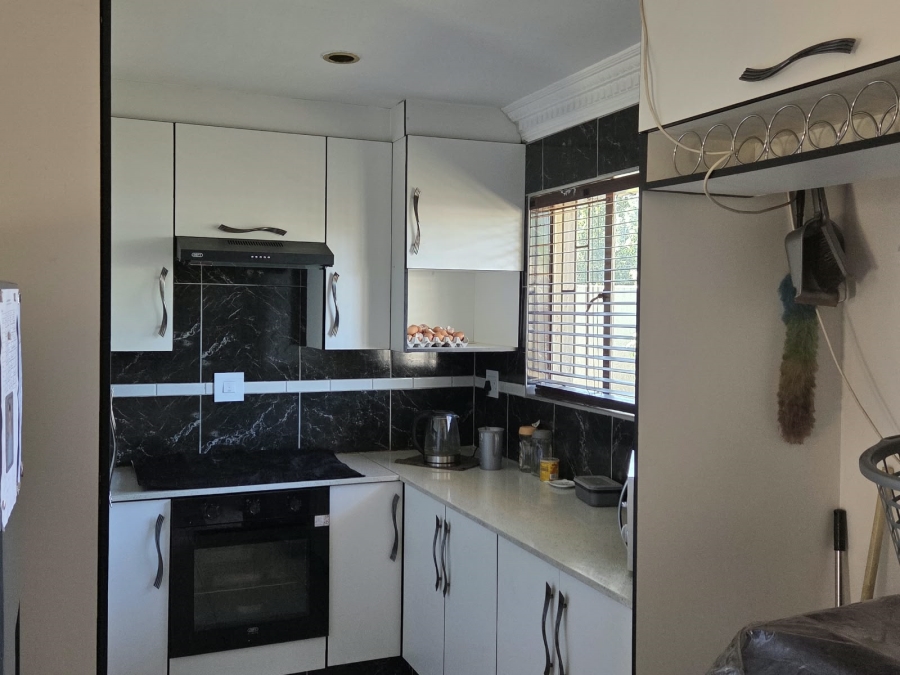 To Let 3 Bedroom Property for Rent in Doornpoort Gauteng