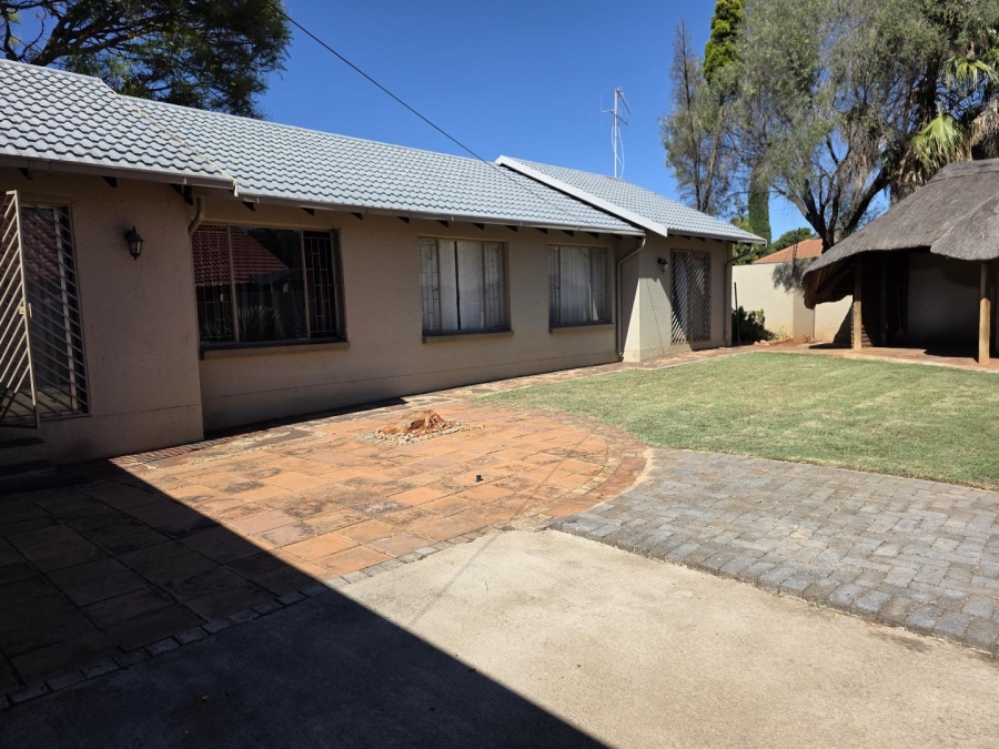 To Let 3 Bedroom Property for Rent in Doornpoort Gauteng