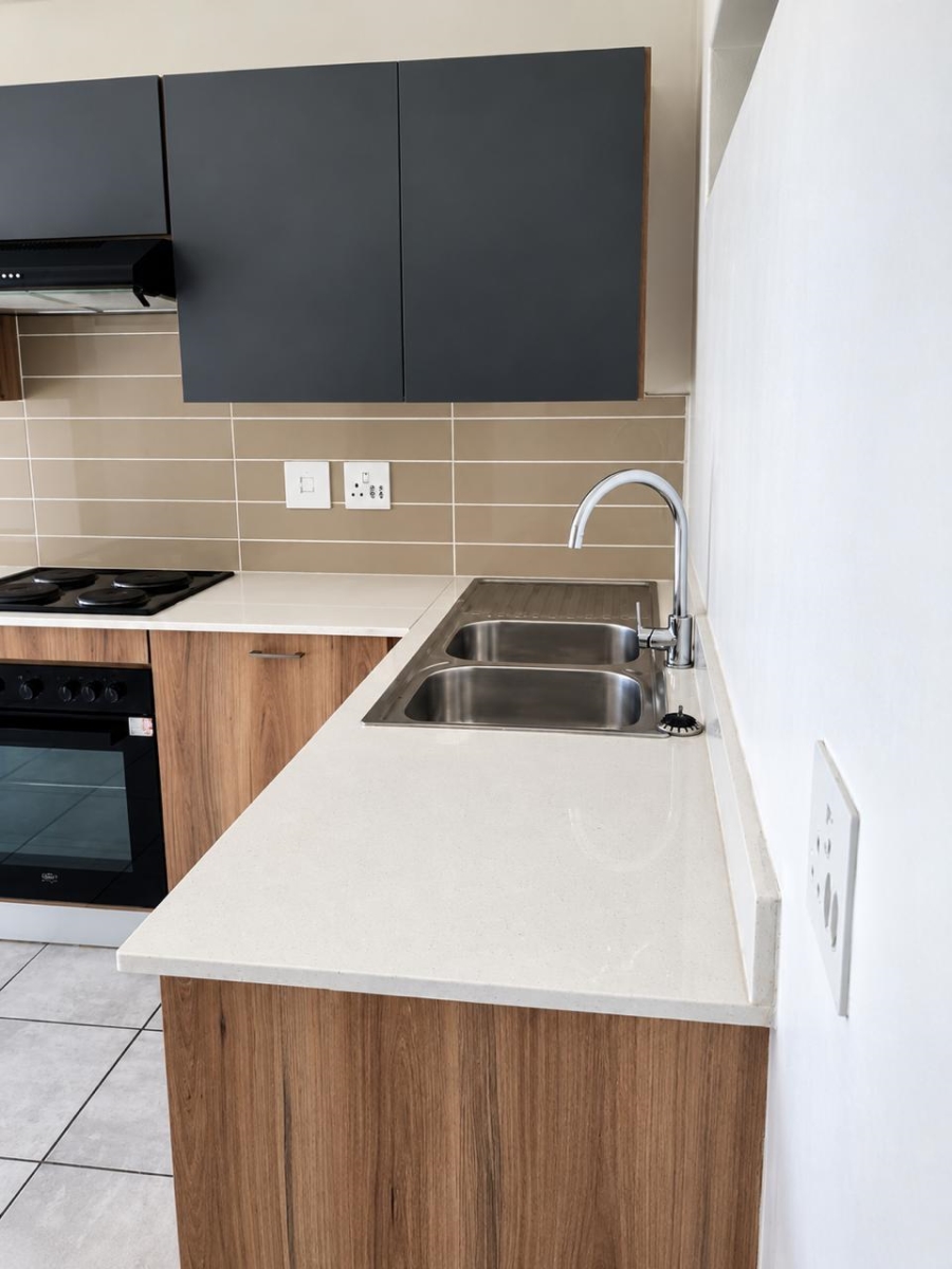 1 Bedroom Property for Sale in Linbro Park Gauteng