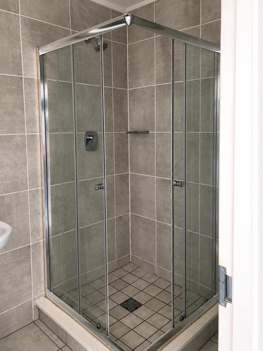 1 Bedroom Property for Sale in Linbro Park Gauteng