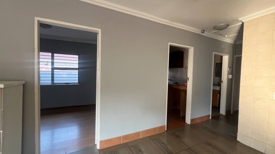 To Let 3 Bedroom Property for Rent in Westdene Gauteng