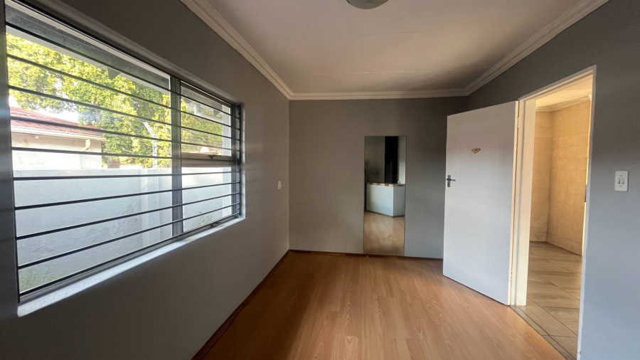 To Let 3 Bedroom Property for Rent in Westdene Gauteng