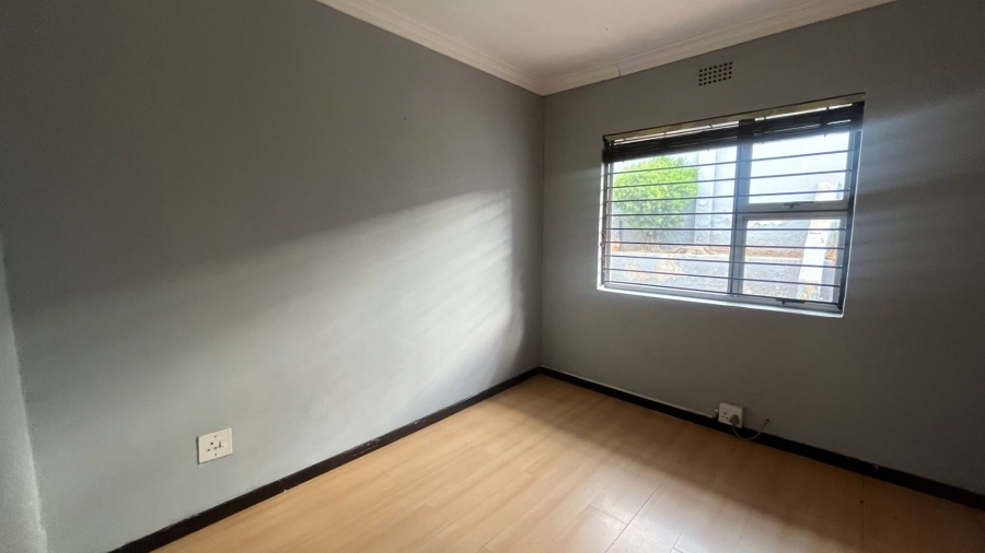 To Let 3 Bedroom Property for Rent in Westdene Gauteng