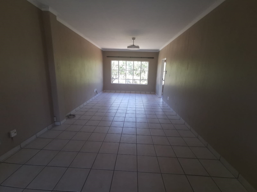To Let 2 Bedroom Property for Rent in Verwoerdpark Gauteng