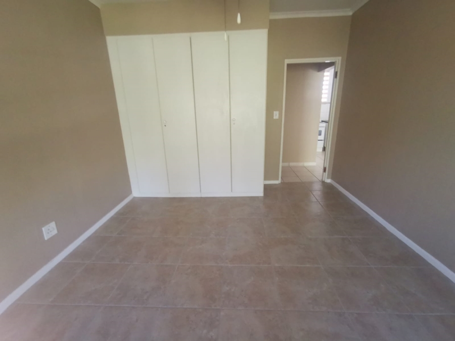 To Let 2 Bedroom Property for Rent in Verwoerdpark Gauteng