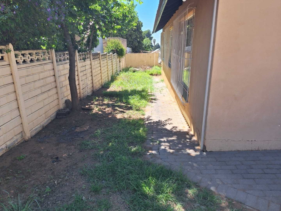 3 Bedroom Property for Sale in Tulisa Park Gauteng