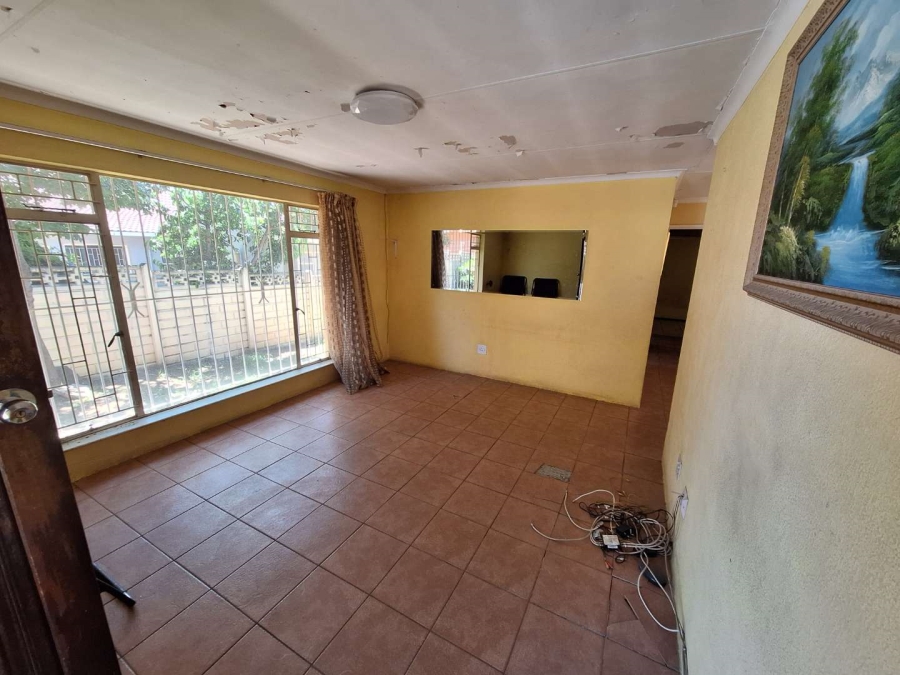 3 Bedroom Property for Sale in Tulisa Park Gauteng