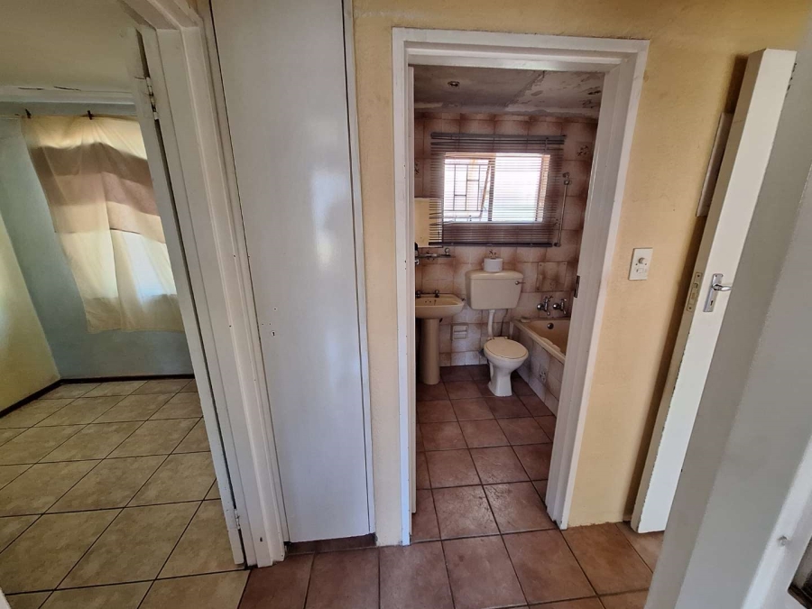 3 Bedroom Property for Sale in Tulisa Park Gauteng