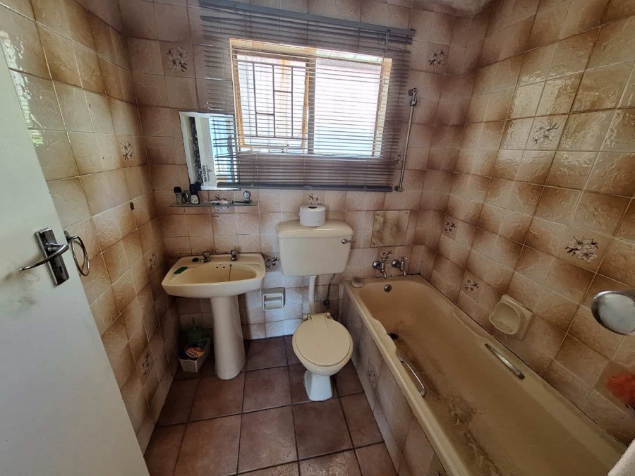 3 Bedroom Property for Sale in Tulisa Park Gauteng