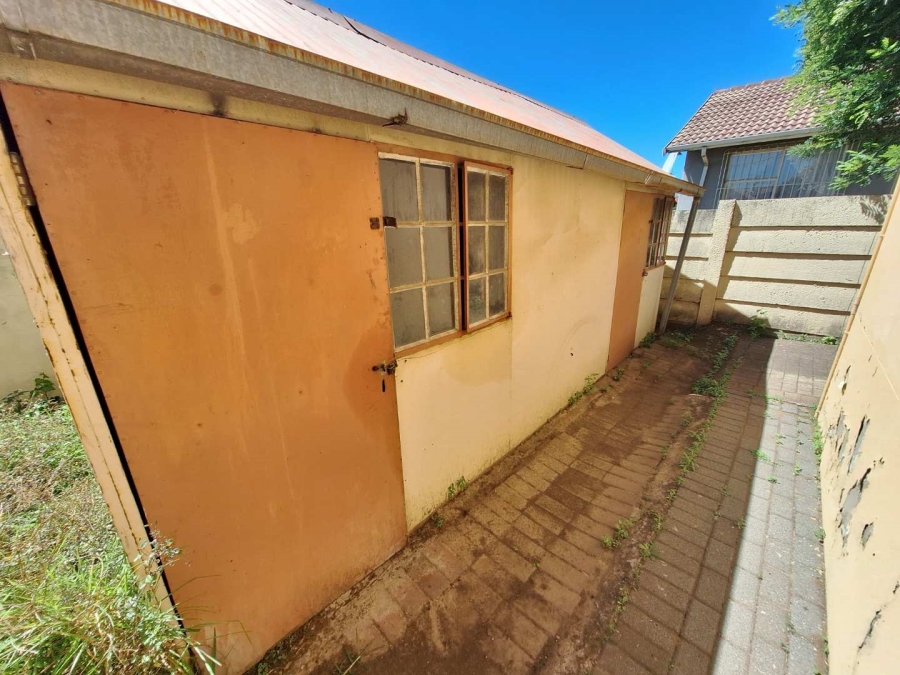3 Bedroom Property for Sale in Tulisa Park Gauteng