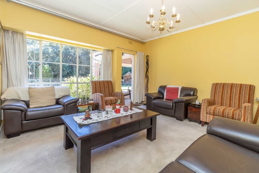 4 Bedroom Property for Sale in Gallo Manor Gauteng