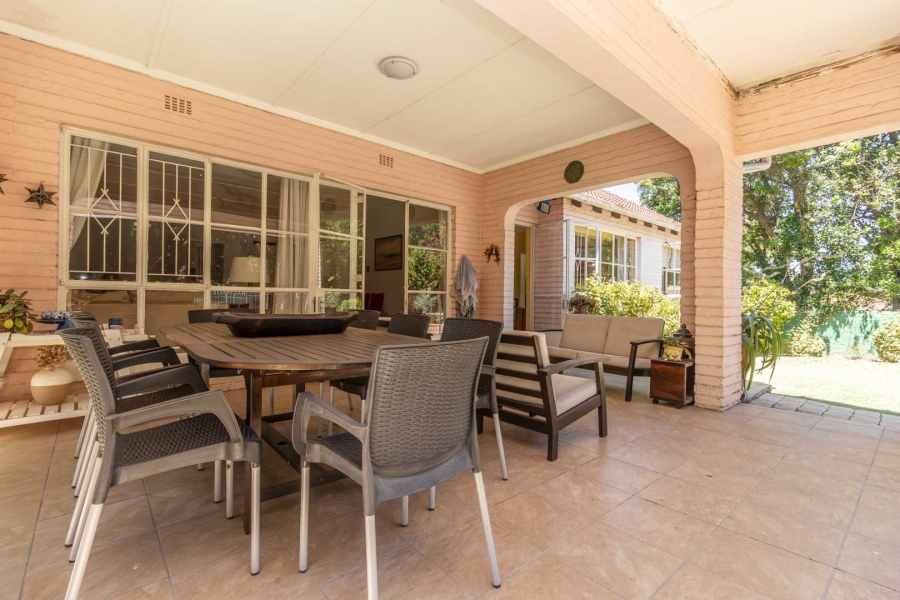4 Bedroom Property for Sale in Gallo Manor Gauteng