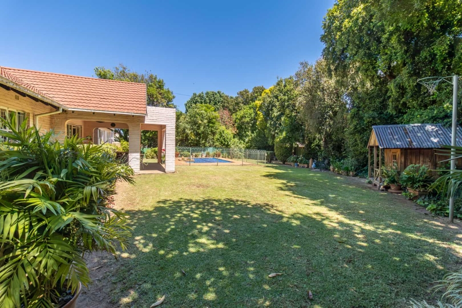 4 Bedroom Property for Sale in Gallo Manor Gauteng
