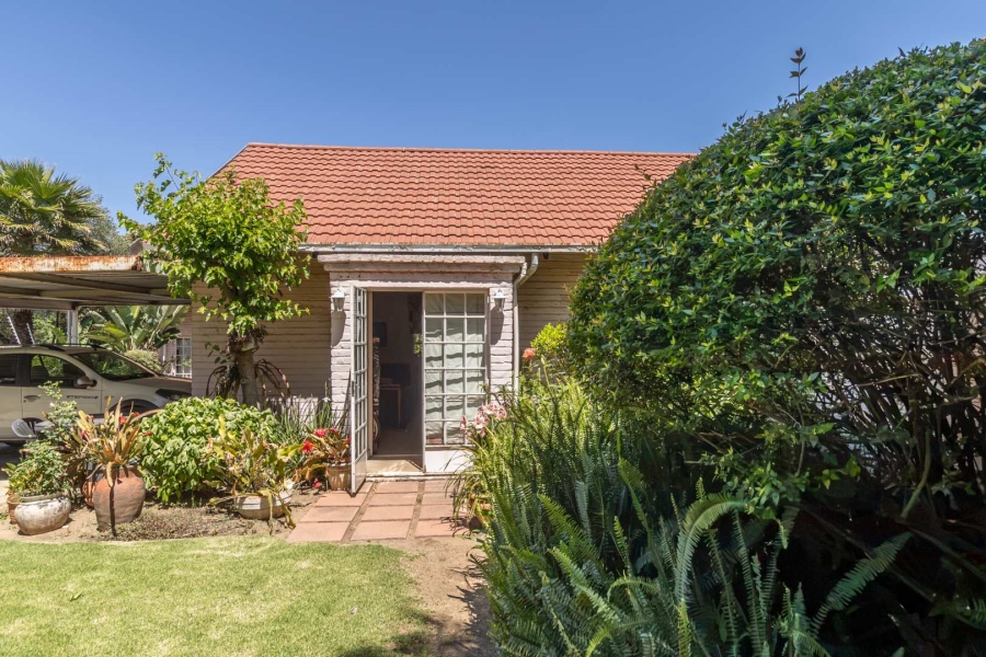 4 Bedroom Property for Sale in Gallo Manor Gauteng