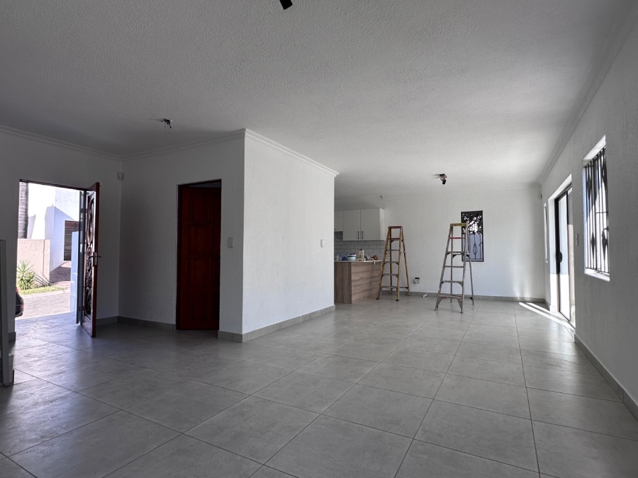 4 Bedroom Property for Sale in Noordwyk Gauteng