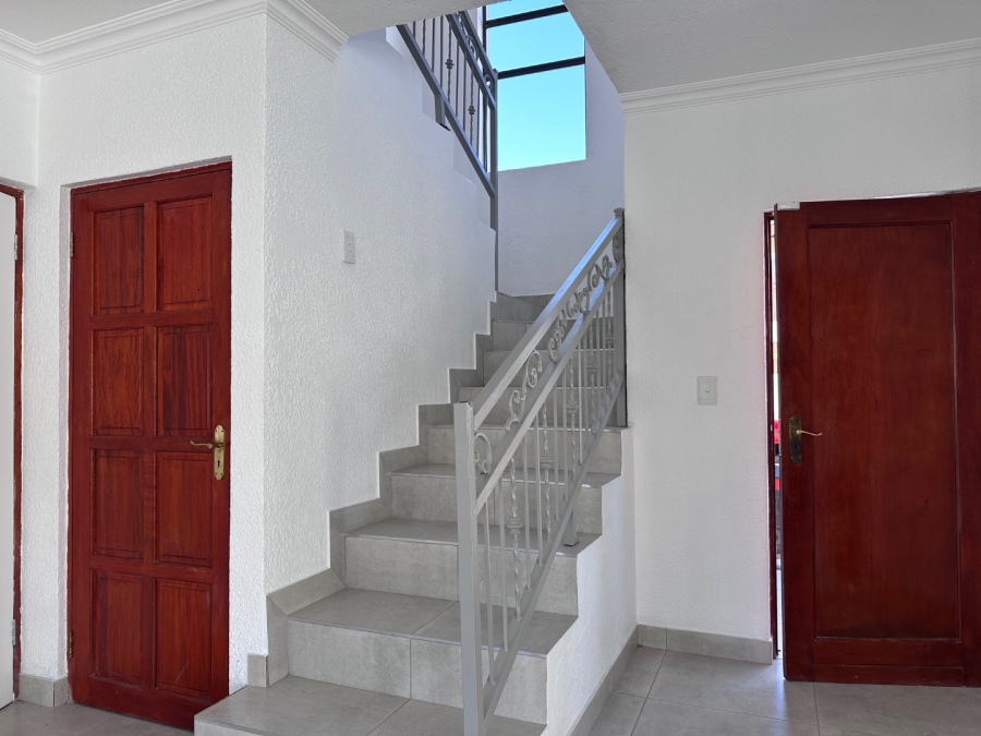 4 Bedroom Property for Sale in Noordwyk Gauteng