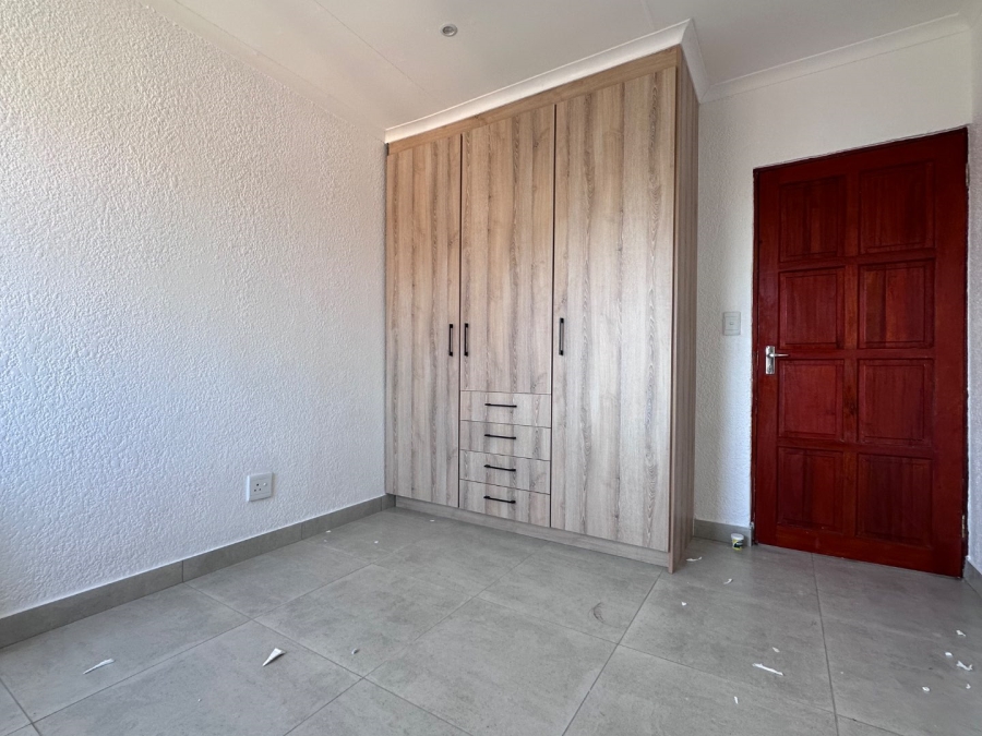 4 Bedroom Property for Sale in Noordwyk Gauteng