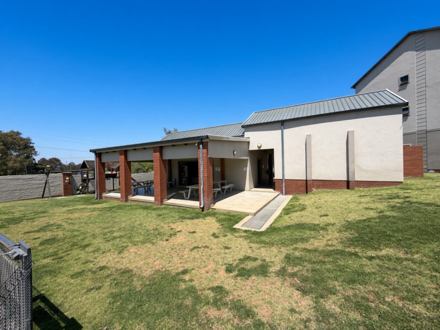 To Let 2 Bedroom Property for Rent in Carlswald Gauteng