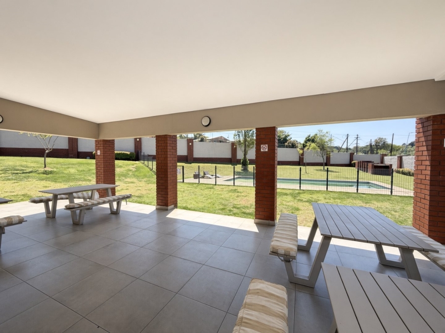 To Let 2 Bedroom Property for Rent in Carlswald Gauteng