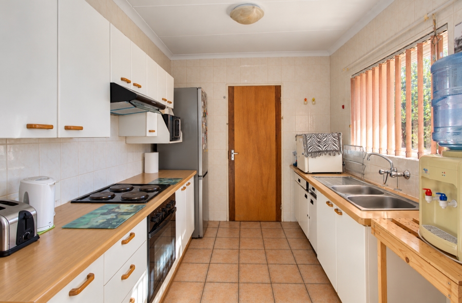 2 Bedroom Property for Sale in Wilro Park Gauteng