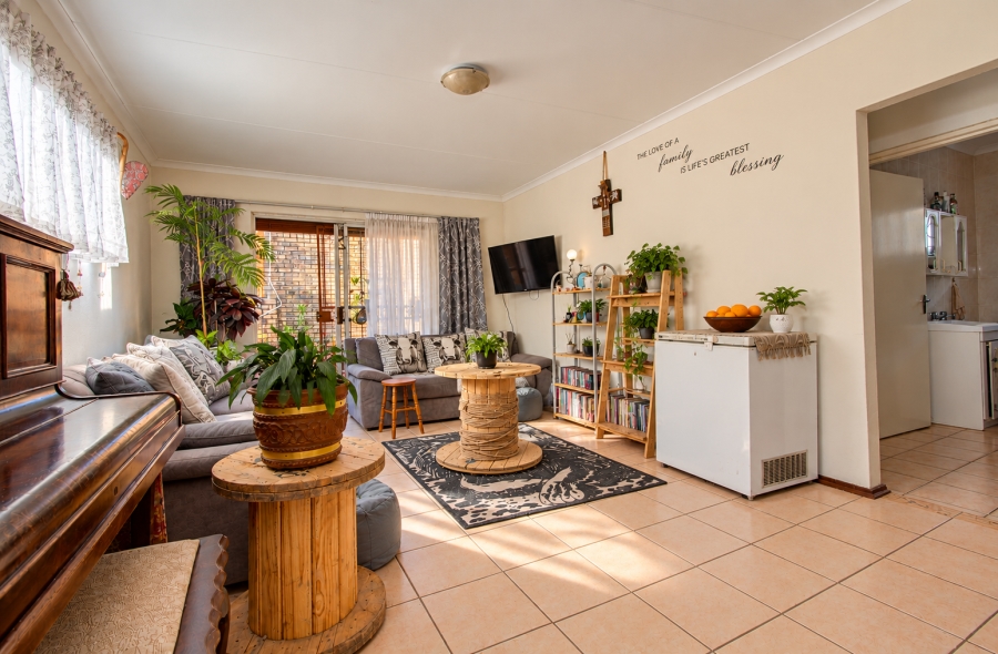 2 Bedroom Property for Sale in Wilro Park Gauteng
